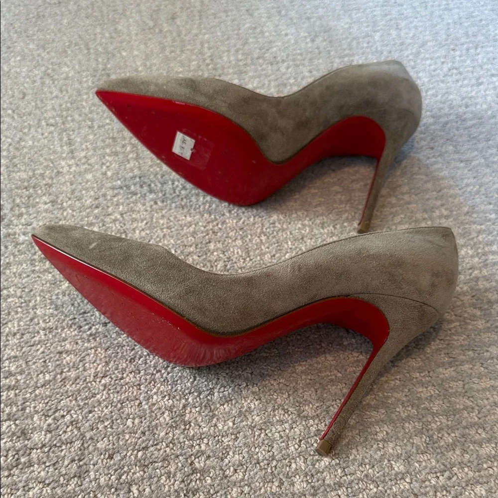 Christian Louboutin Olive Heels - Picture 2 of 4